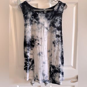 American Eagle AE tank XL